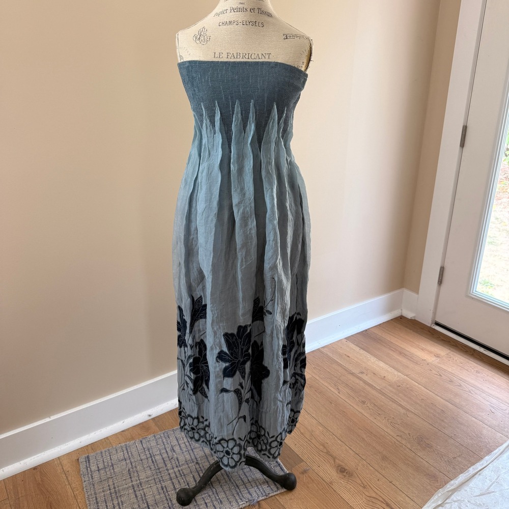 Lapis Women's Shimmery Blue With Floral Hem Strapless Maxi Dress Size One Size